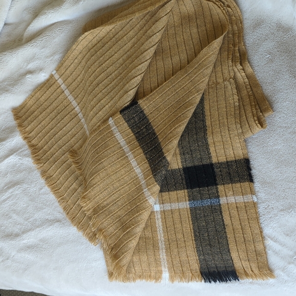 A New Day wrap *NWOT! - Picture 7 of 10